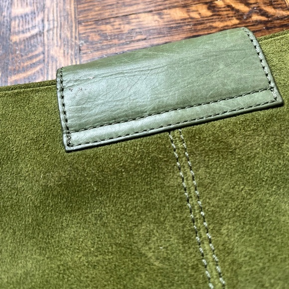 Banana Republic Green Cow Leather Clutch - Picture 10 of 14